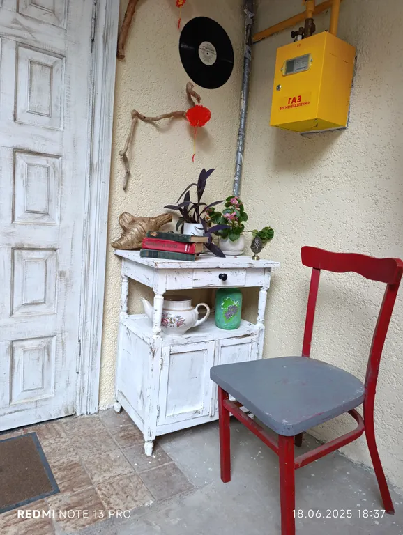 Двушка в центре Ялты до 6чел. (мангал, дворик)