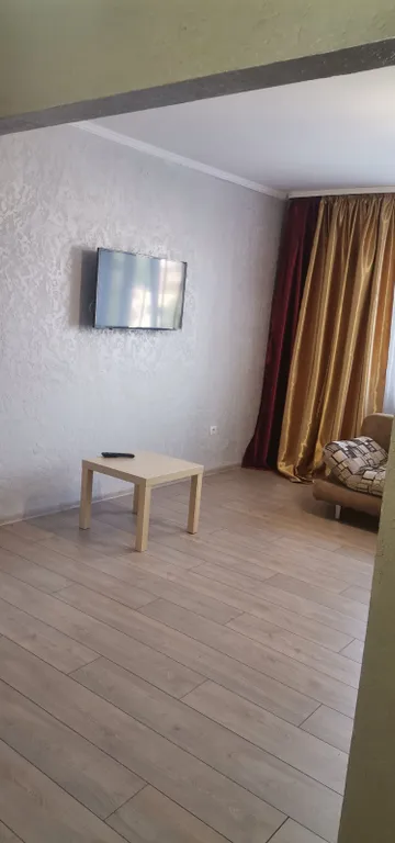 Трёхкомнатная квартира на Телефонной