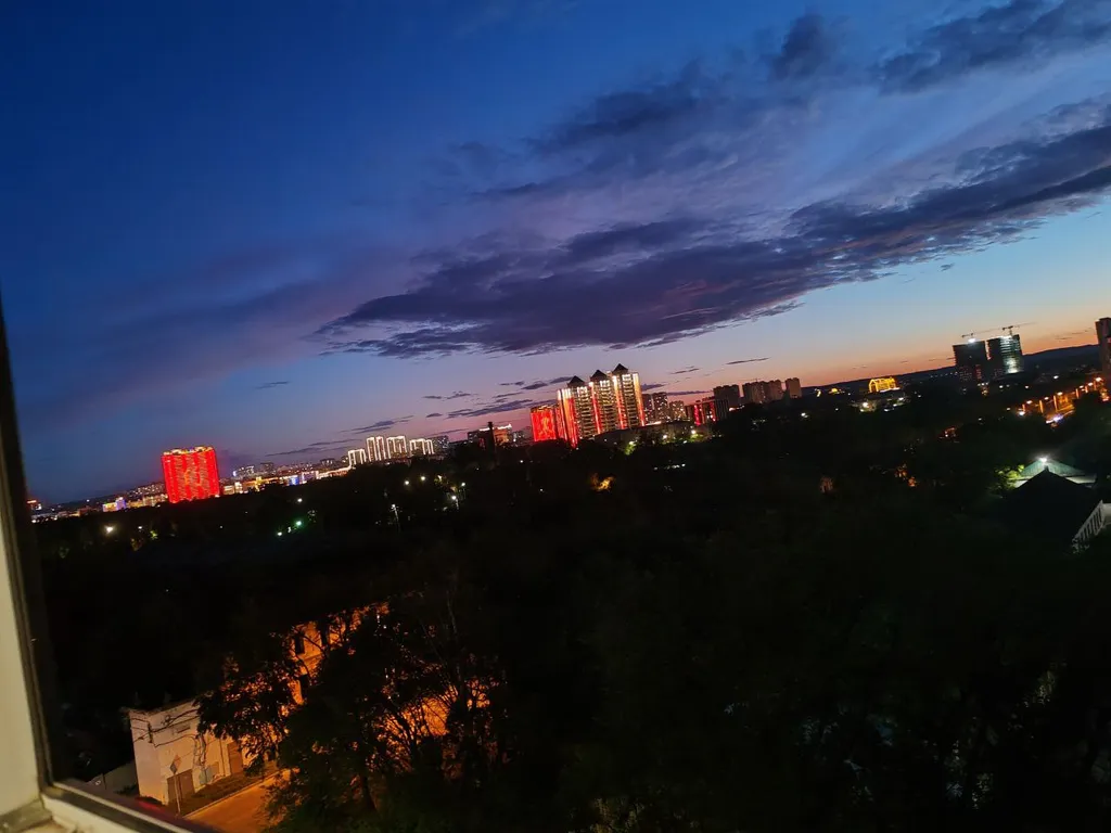 Уютная квартира - студия в новом доме с видом на Китай