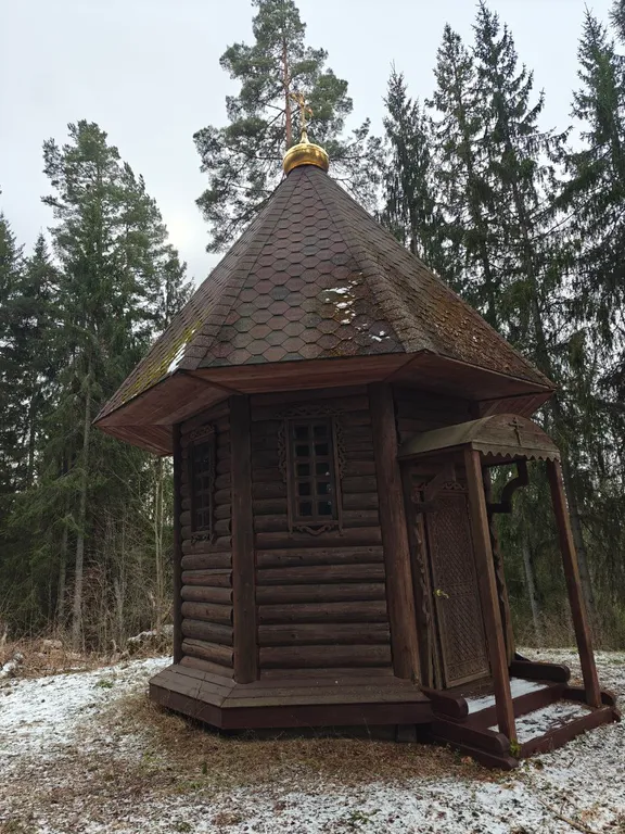 Бревенчатый коттедж Вип 1, 3 спальни на берегу озера Селигер