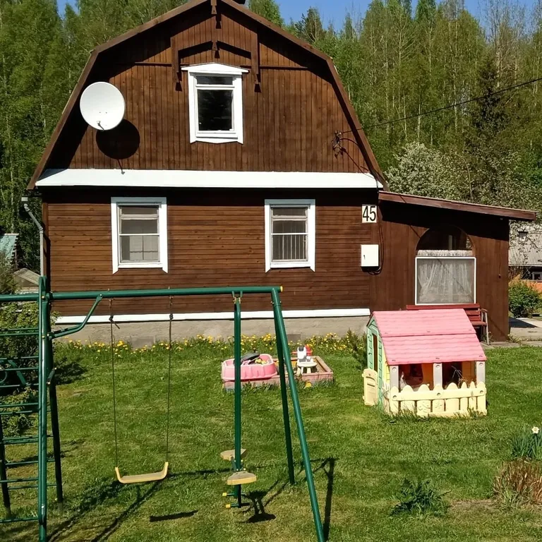 Уютный семейный домик в тихом месте