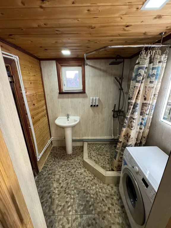 Дом Лесной с баней и купелью базы «Онегинхутор»»