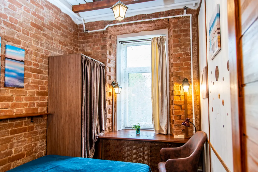 Квартира 2-комнатная в старинном особняке с парковкой