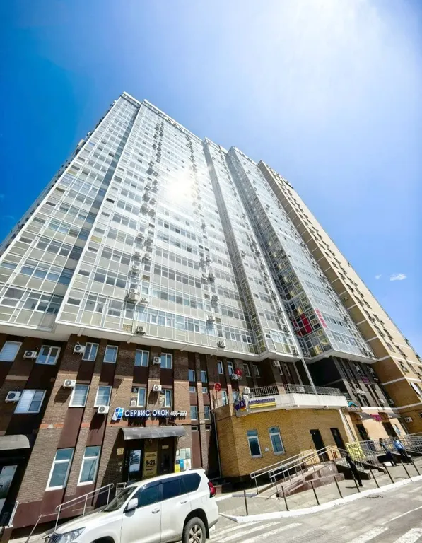 Большая двушка, около Броско молл