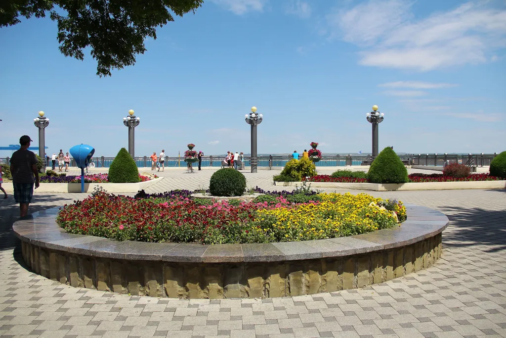 На Самбурова