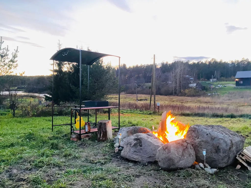 Дом у озера с сауной