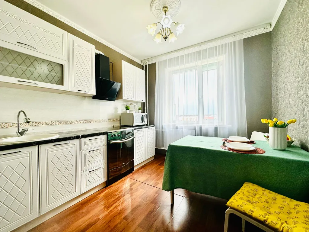 Уютная 1-комнатная квартира с балконом в центре города