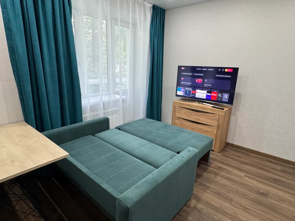 Квартира Квартира Уютная студия в центре города в тихом зелёном дворе — Ярославль