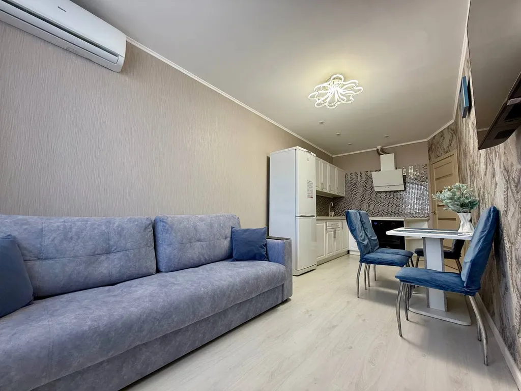 Уютная евродвушка с видом на Дон