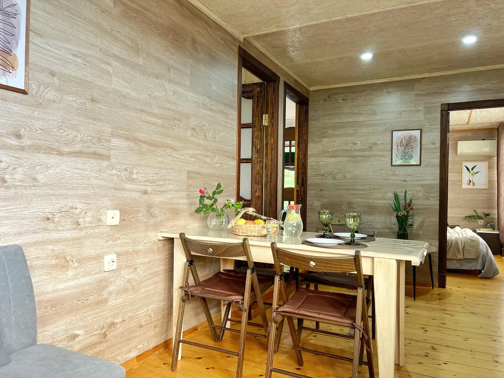 Уютный домик с видом на море