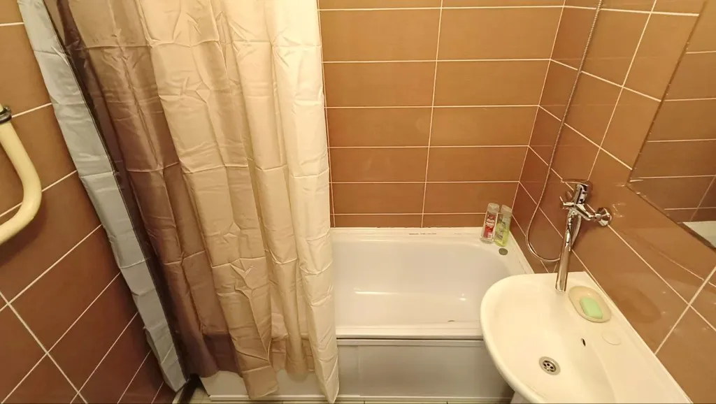 Просторная 1- комн. квартира рядом с ТРЦ Июнь