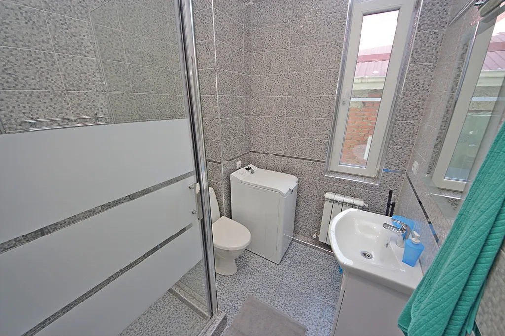 Квартира Премиум-апартаменты в центре у пляжа, с балконом. — Анапа