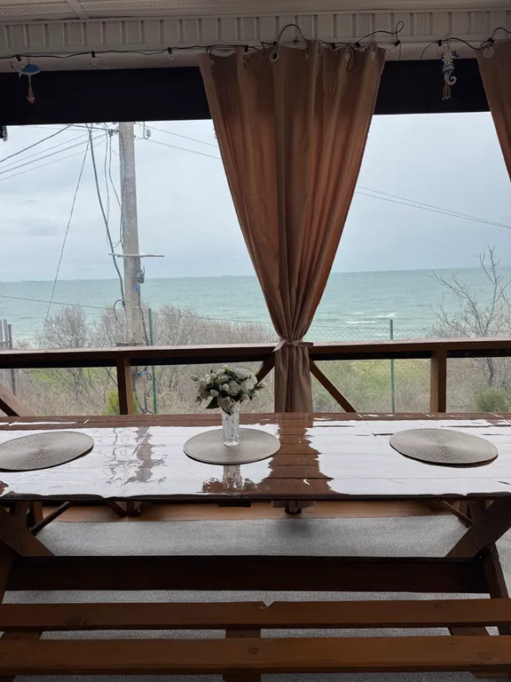 Коттедж Уютный домик на берегу моря — Осовины