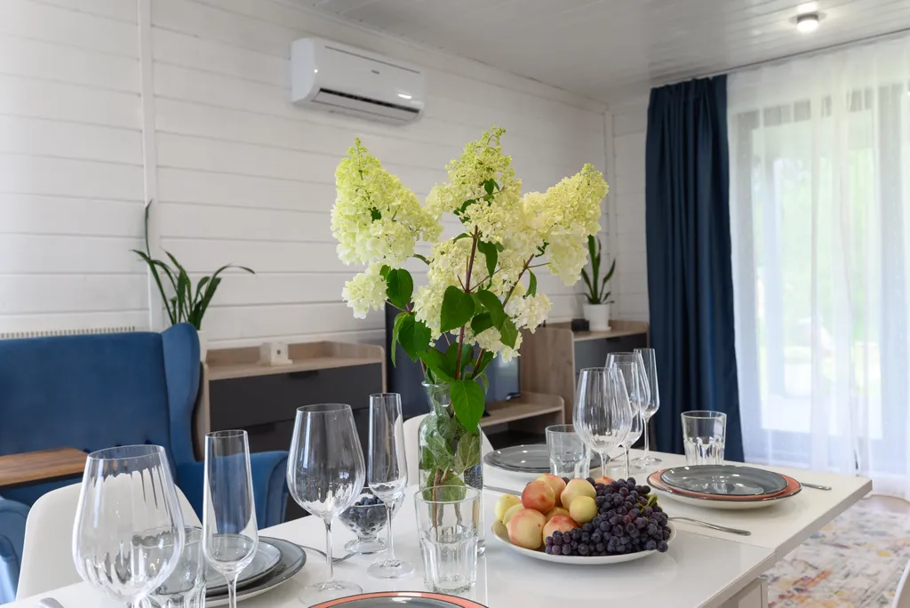 Райский дом у озера