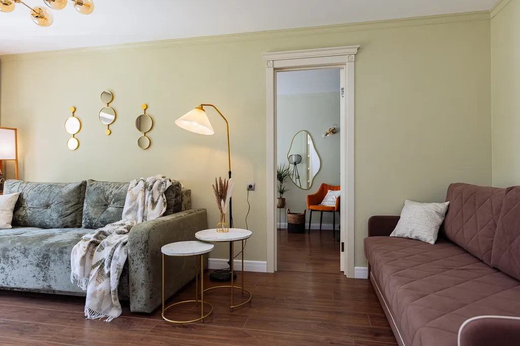 Две минуты и вы уже на Острове Канта, в самом центре Калининграда!