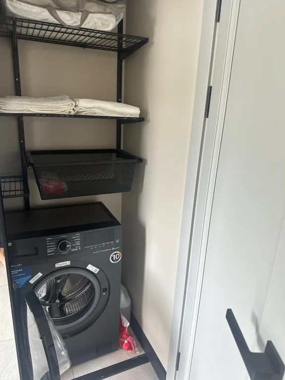 Апартаменты на первой береговой линии с сосновой рощей у моря