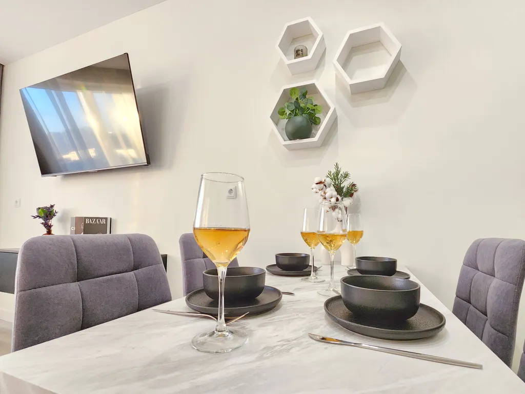 Квартира Уютная 2-комнатная квартира возле ТЦ Планета — Красноярск