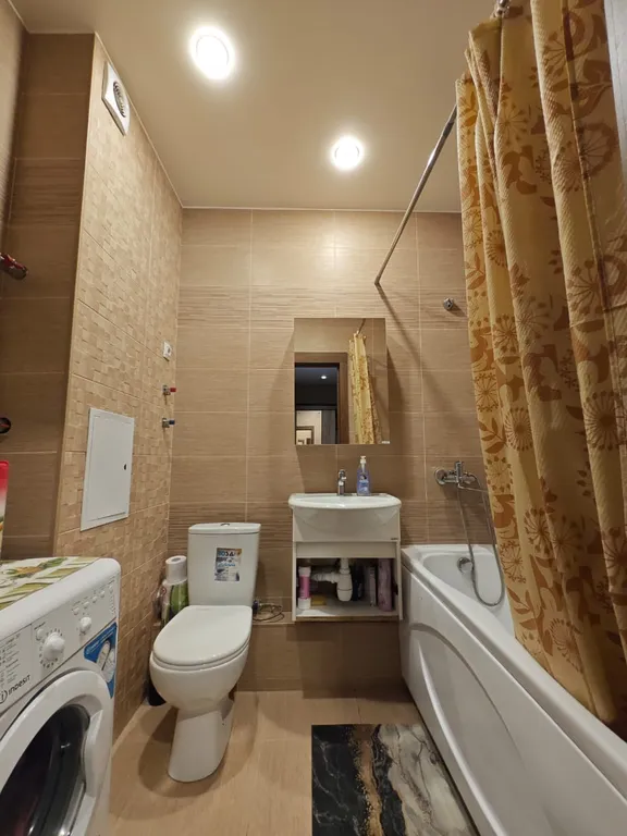 Уютная квартира возле ТЦ Кристалл