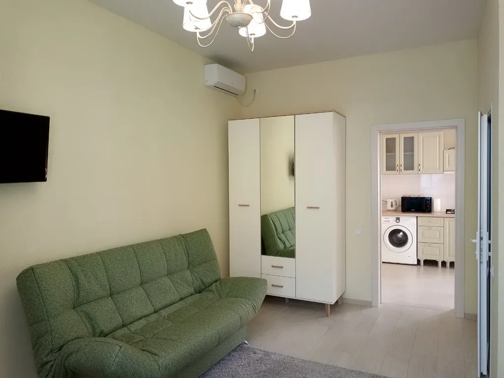 Коттедж с видом на бассейн