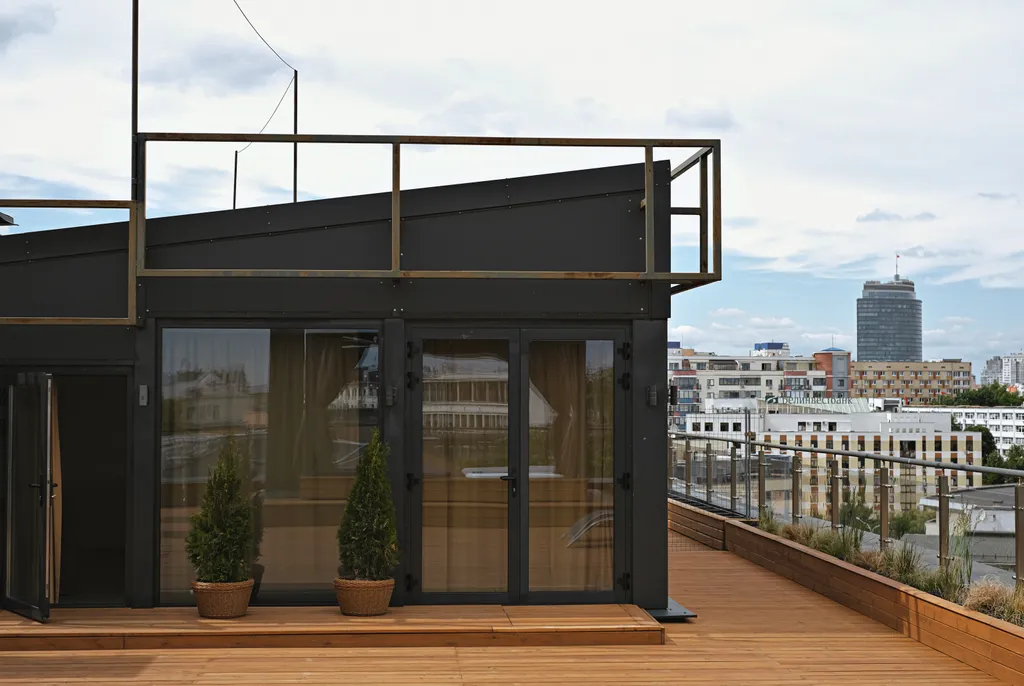 Двухэтажный пентхаус в самом центре