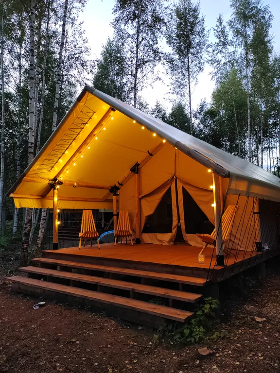Коттедж Сафари тент с живописным видом на реку — аренда посуточно в Великий Новгород