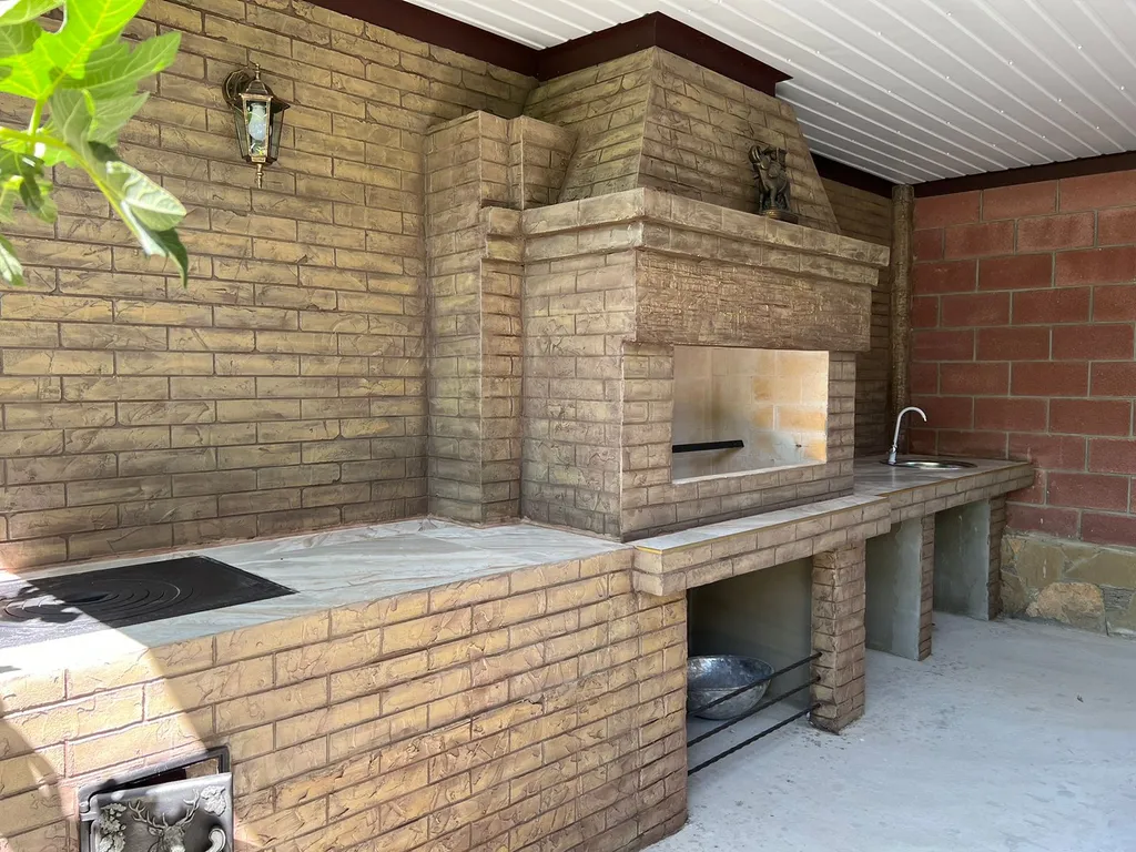 Уютный дом-этаж 5 комн.