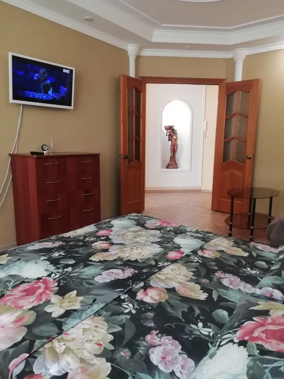 Шикарная квартира в центре города — аренда посуточно в Волжский