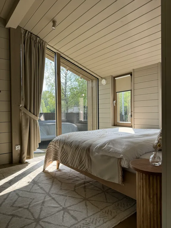 Уютный загородный дом в тишине