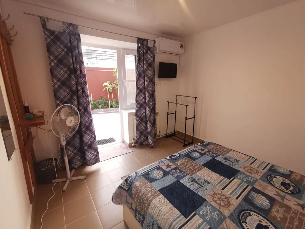 Уютная комната в частном доме у моря, удобства в номере