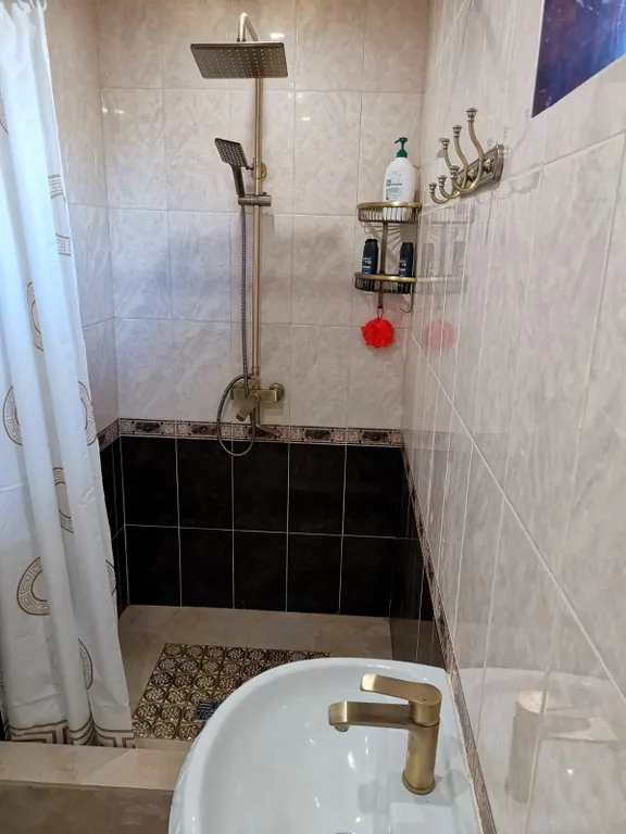 Дом с тёплым бассейном и баней в Новой Москве