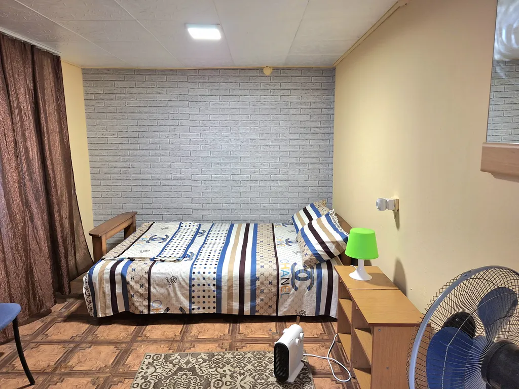 Квартира Комната на 3-х человек экономкласса — аренда посуточно в Бетта