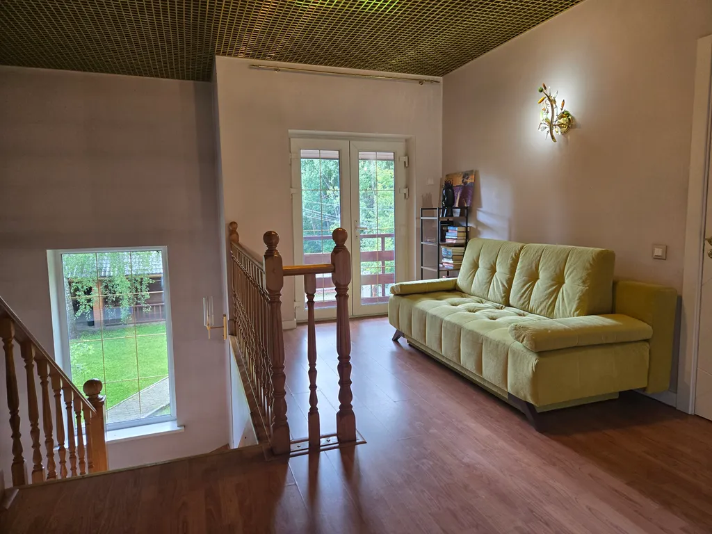 4-комнатный Дом