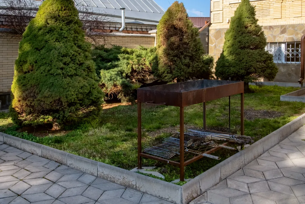 Просторный дом, бассейн с подогревом