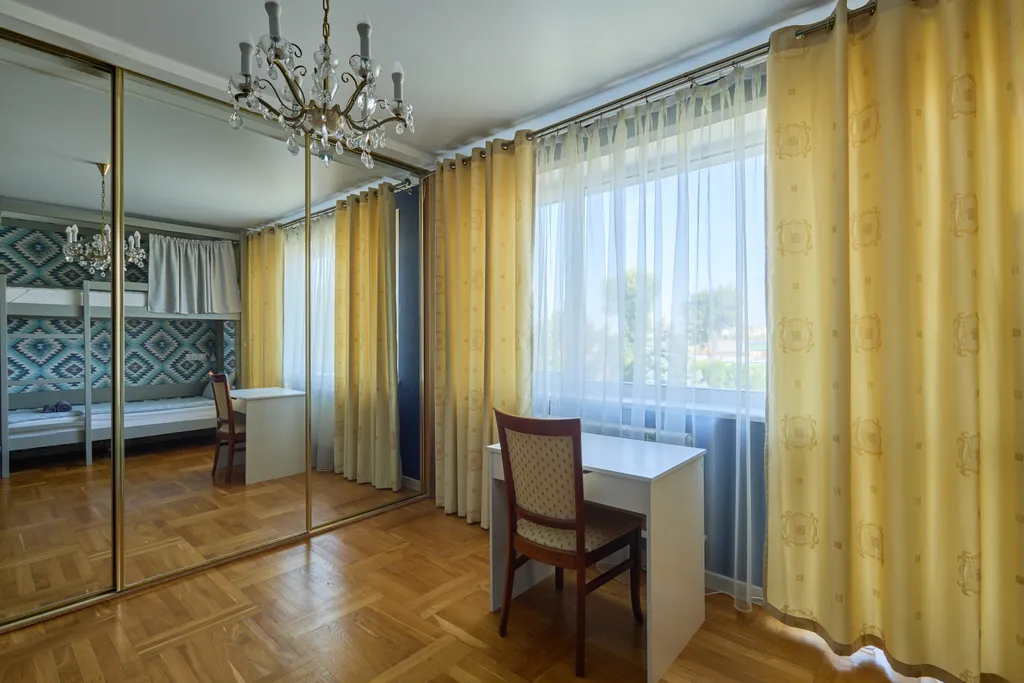 7-комнатный Дом