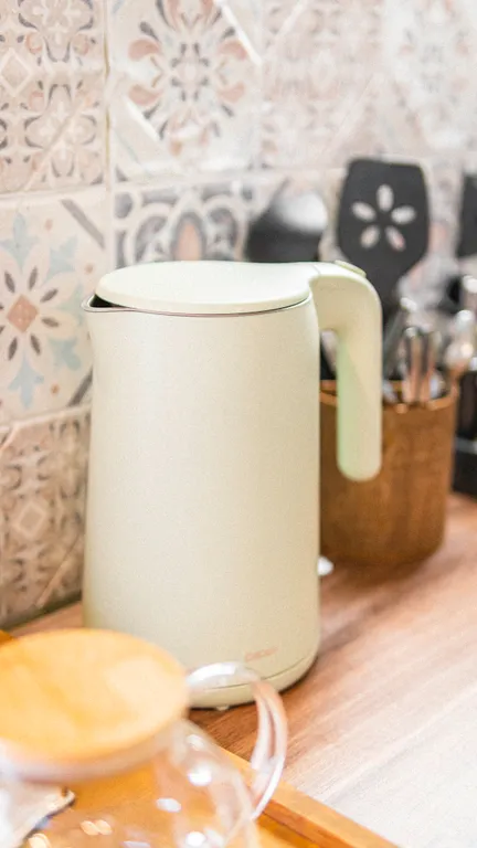 Коттедж Уютный домик в лесу — Новая