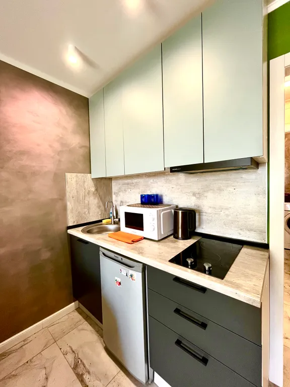 Новая студия на берегу реки