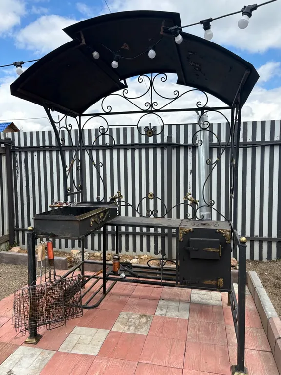 Коттедж Дом в виде юрты с травяной баней — Каблуково