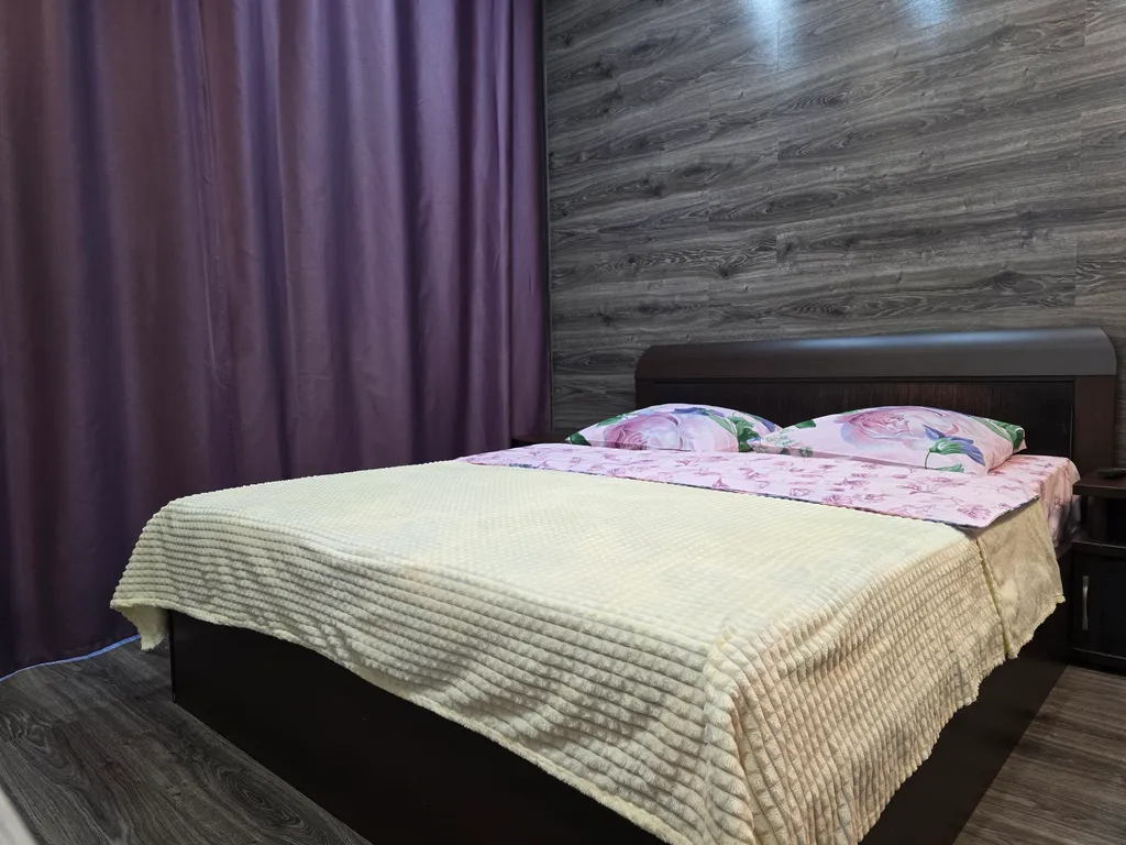 Современная студия возле ТРЦ Аура