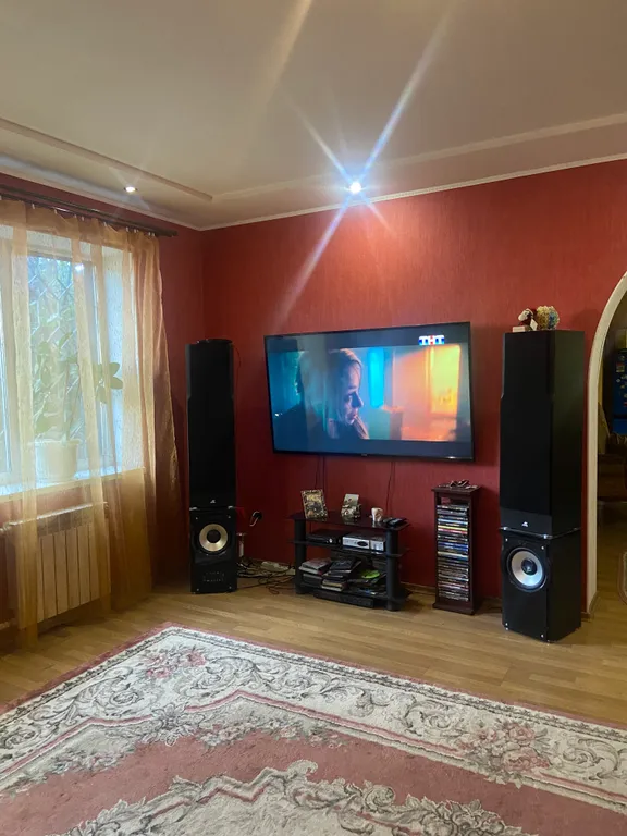 Уютный дом в центре города