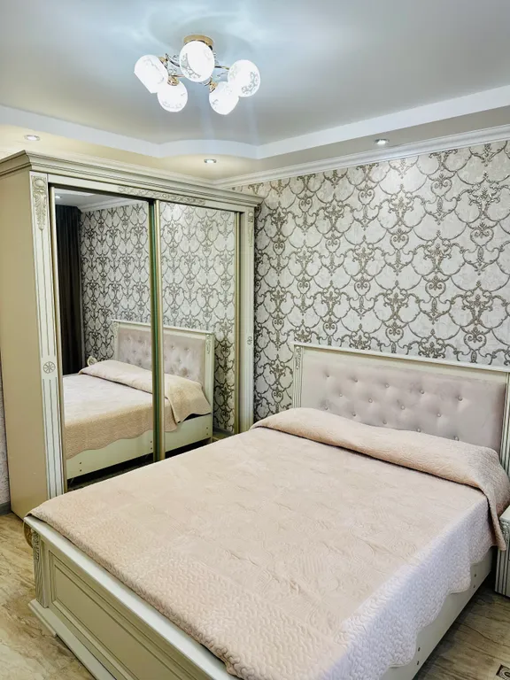 Квартира 3-комнатная Квартира — Кучук-Дере