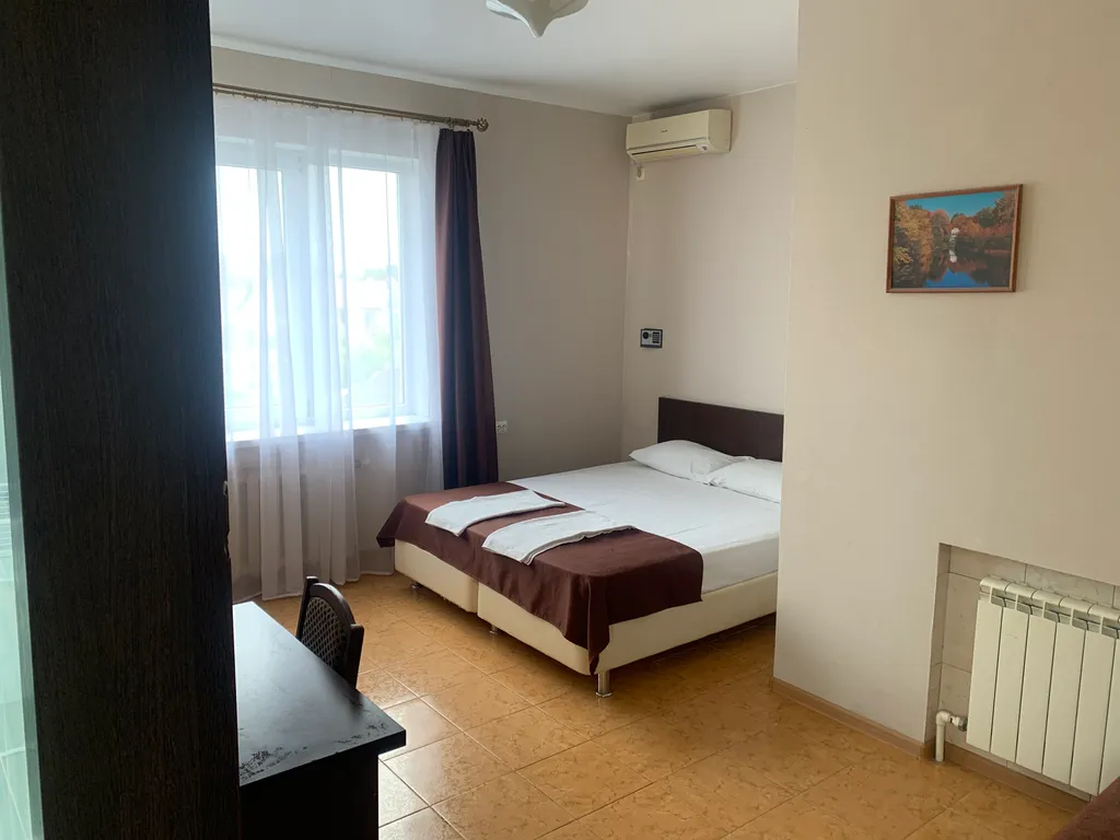 Квартира Студийный номер с ванной — аренда посуточно в Геленджик