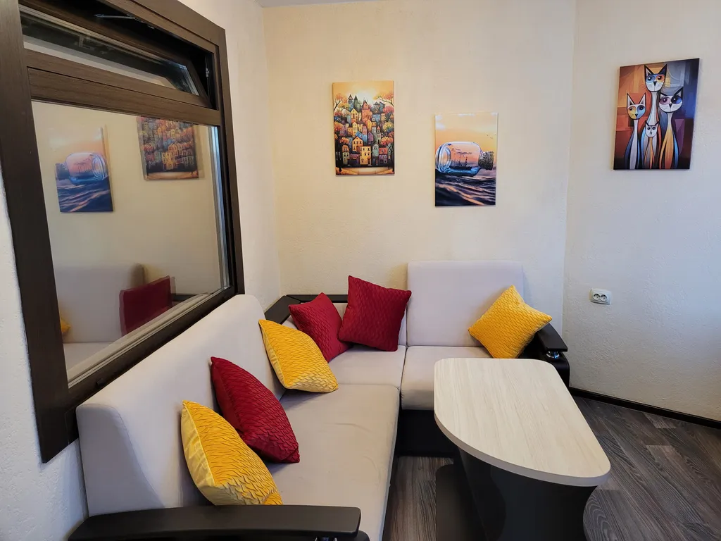 3-комнатная Квартира — аренда посуточно в Кировск