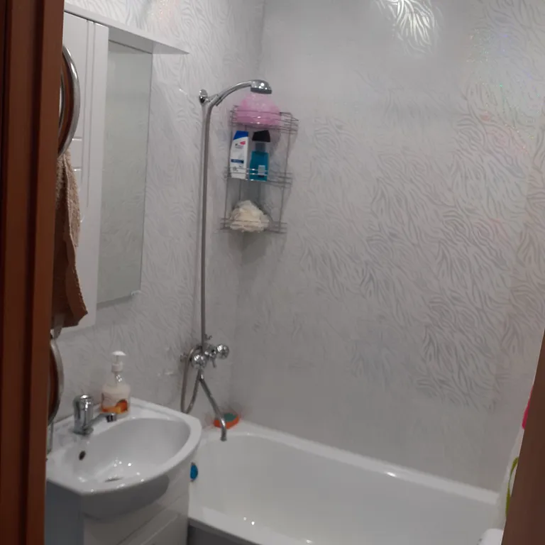 2-комнатная квартира в 10-этажном доме около нижней Марии-Ра