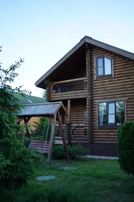 Дом на озере