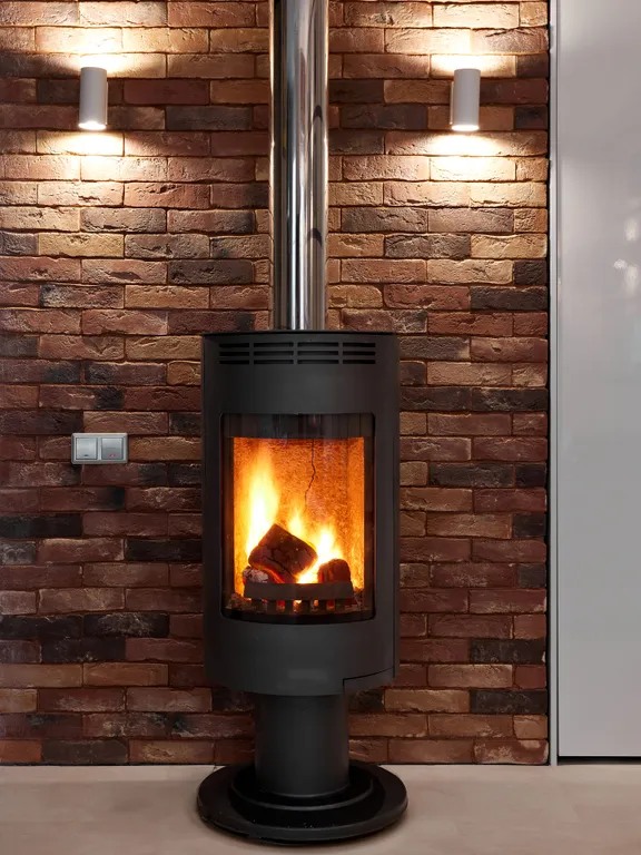 Красивый коттедж у озера для семьи в 20 минутах от города