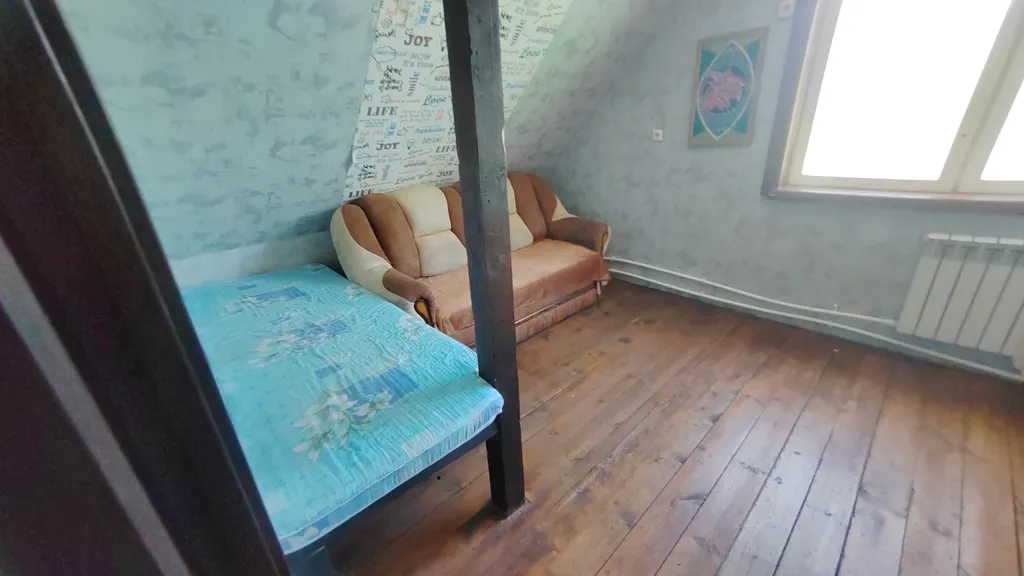 Коттедж возле горячих источников до 25 человек