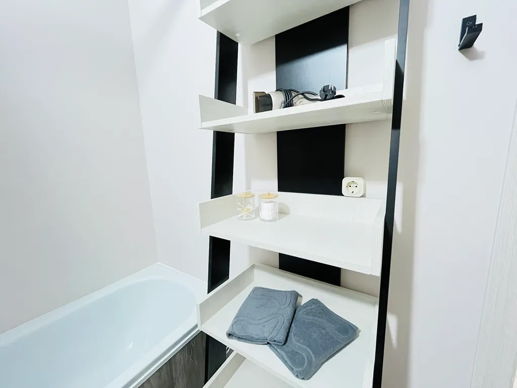 Евротрешка в 10 минутах от центра для проживания 2-6 человек