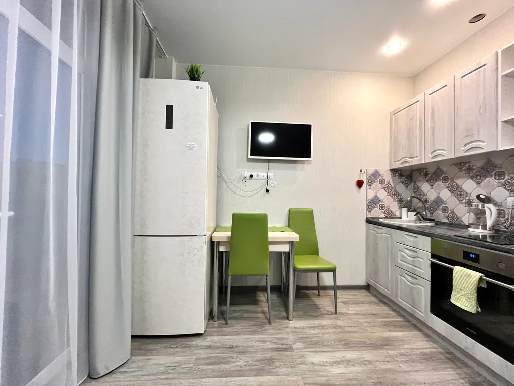 Квартира Квартира для отпуска с балконом и видом на море — Адлер