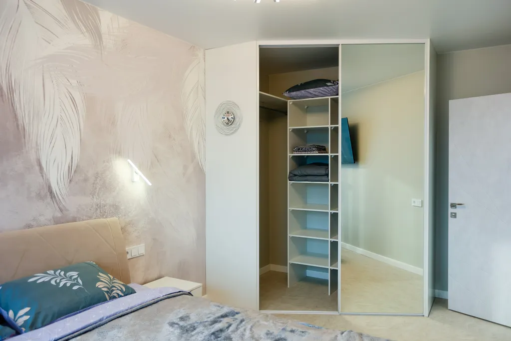 Двухкомнатная с балконом в новом доме