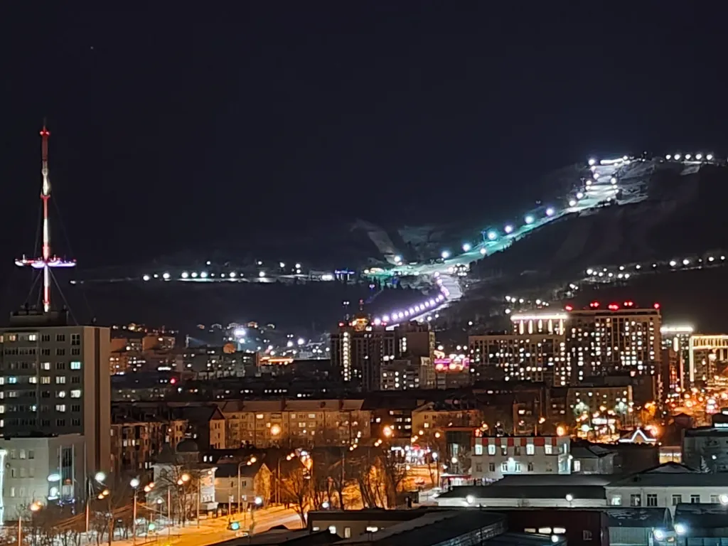 Полноценная светлая 2-комнатная квартира в центре города